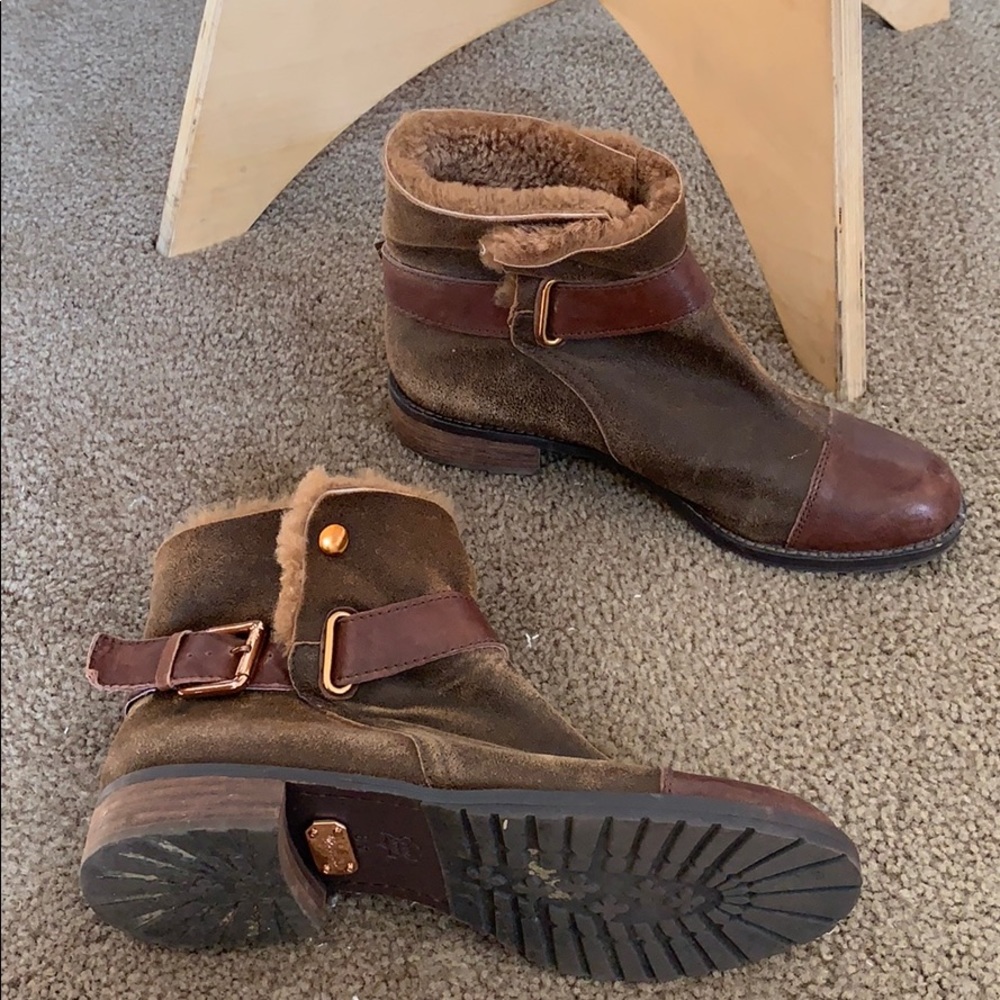 Fleece lined leather boots